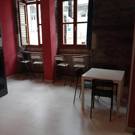 De Peregrinos De אכסניה לוארקה