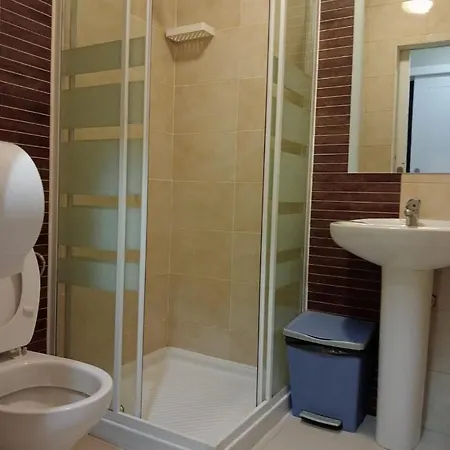 De Peregrinos De אכסניה